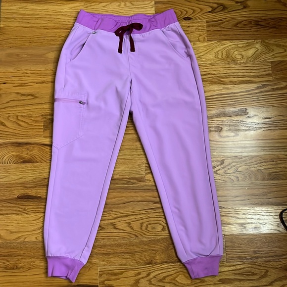 Limited Edition Figs Dusk Zamora Joggers size Small Petite - Picture 1 of 3